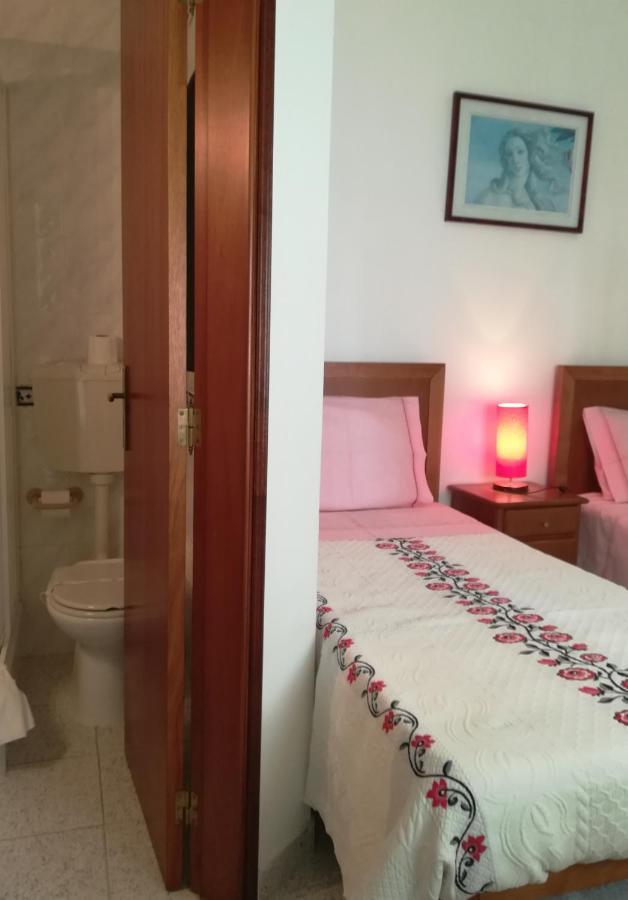 Hospedaria Saozinha Figueira da Foz Esterno foto